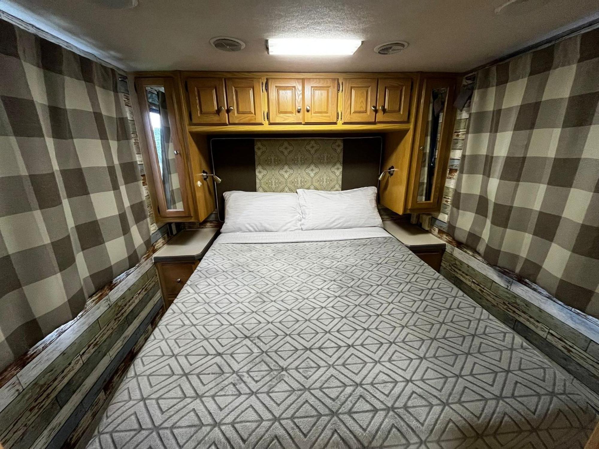 Remodeled And Comfortable Rv - Free Parking Майами Экстерьер фото