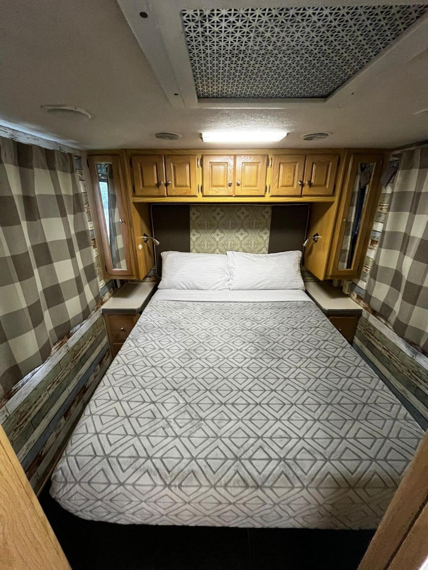 Remodeled And Comfortable Rv - Free Parking Майами Экстерьер фото