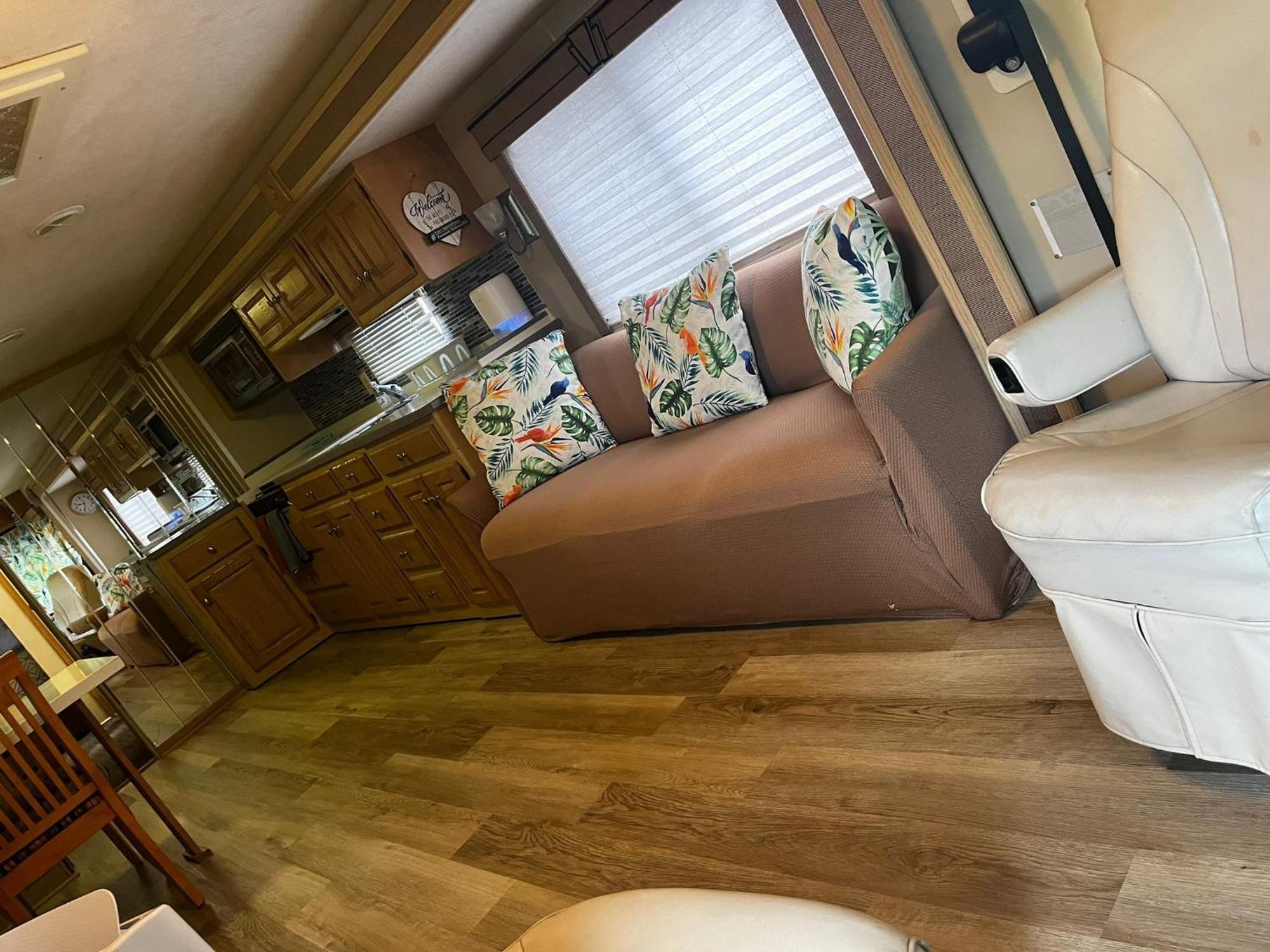 Remodeled And Comfortable Rv - Free Parking Майами Экстерьер фото