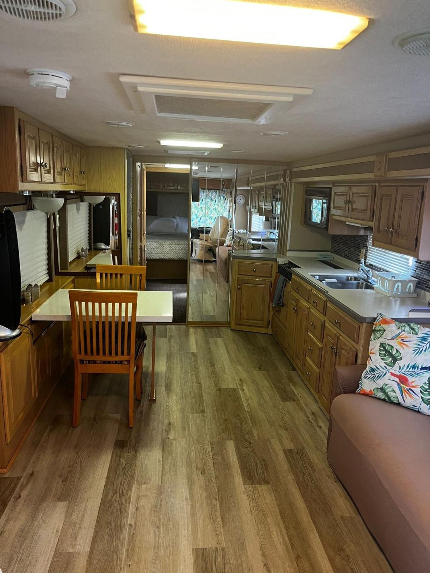 Remodeled And Comfortable Rv - Free Parking Майами Экстерьер фото